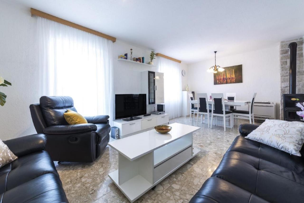 Holiday Home Swiss تْسافتات المظهر الخارجي الصورة